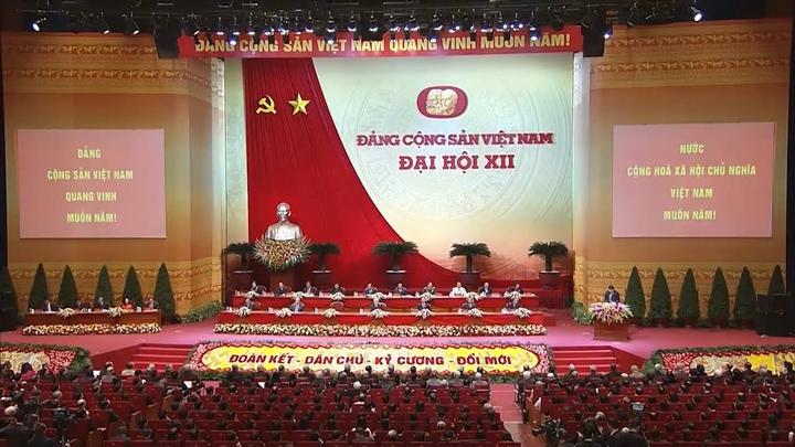 Xu hướng Ôm êm hít hà, dịu nhẹ như: Hotspot Matrix tiết lộ bí quyết video viral